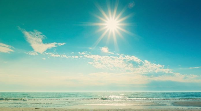 Szemöldöktetoválás – Fontos az UV védelem